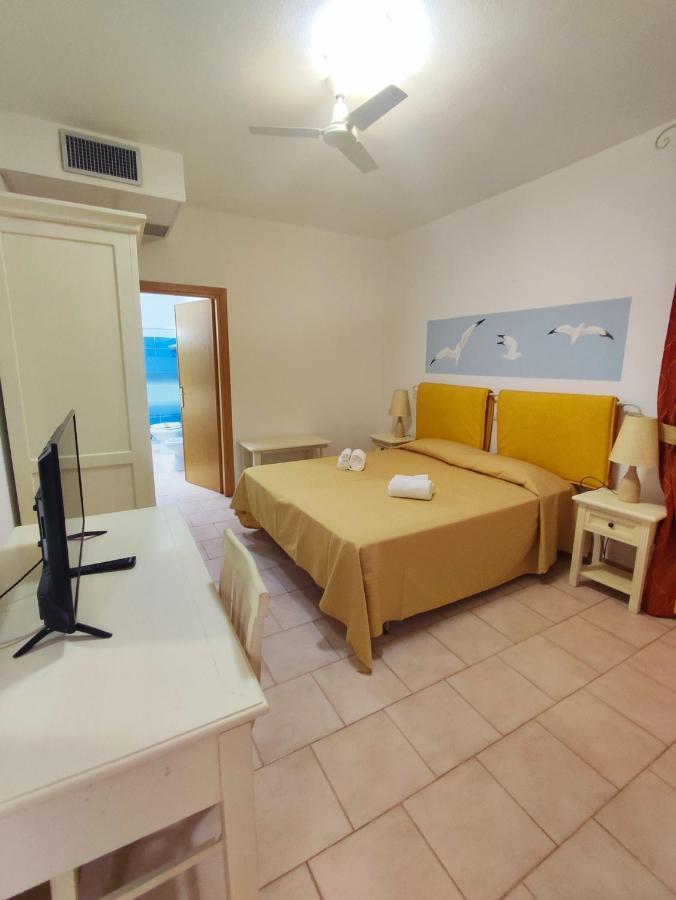 A.I.R. Hotel Gabbiano Isola Rossa Ngoại thất bức ảnh