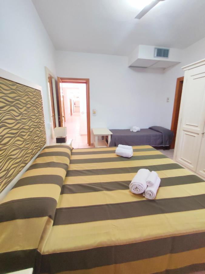 A.I.R. Hotel Gabbiano Isola Rossa Ngoại thất bức ảnh